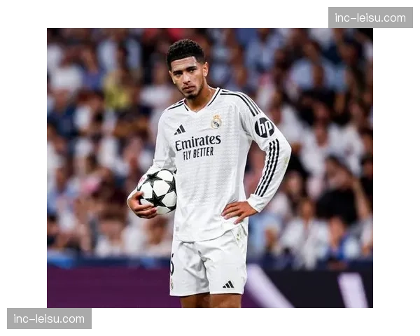 贝林厄姆中场角色转变 成为皇马攻防转换枢纽